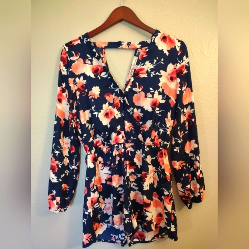 Gypsies And Moondust Long Sleeve Floral Print Romper Size Medium